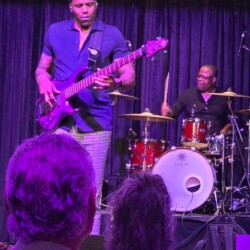 The Las Vegas Smooth Jazz Series w/ Bassist Julian Vaughn