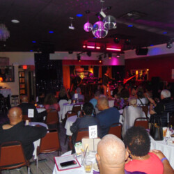 Dee Lucas Live