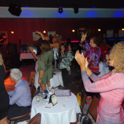 Dee Lucas Live